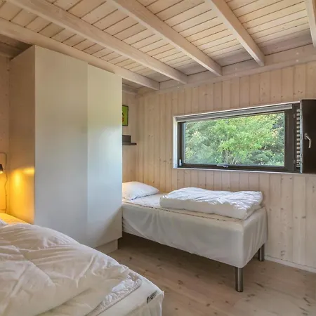 Dom wakacyjny Ascan - 600m From The Sea By Interhome *